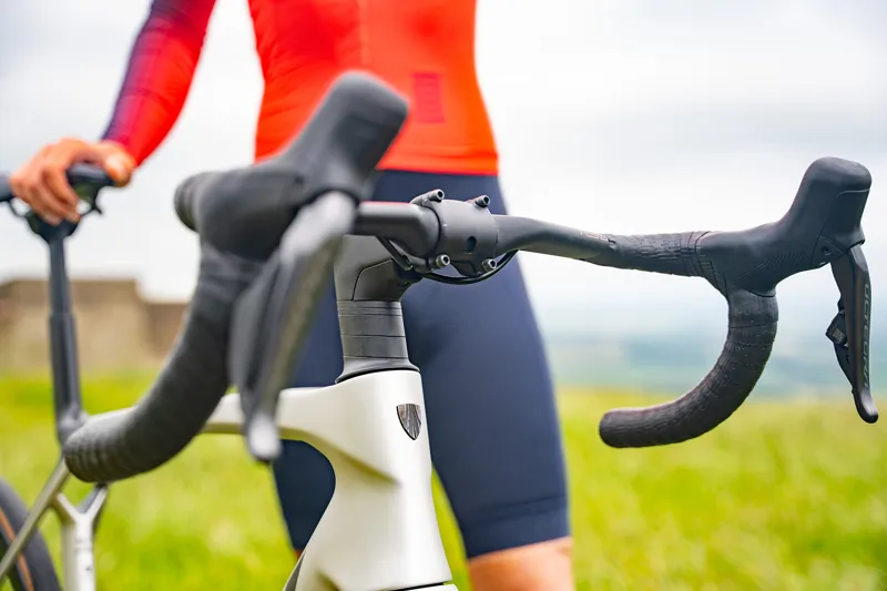 Trek Madone Gen 8 Full System Integrated Aero Bar & Stem